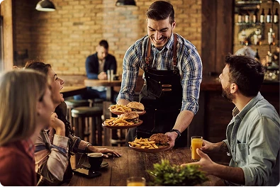 Evaluación del servicio, atención y experiencia del cliente en restaurantes y cadenas de comida rápida